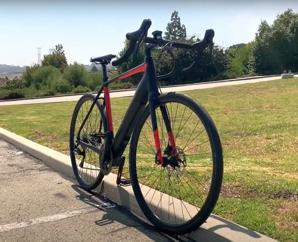 BULLS BULLS ALPINE HAWK EVO BLACK RED VÉLO DE ROUTE ÉLECTRIQUE – Image 6
