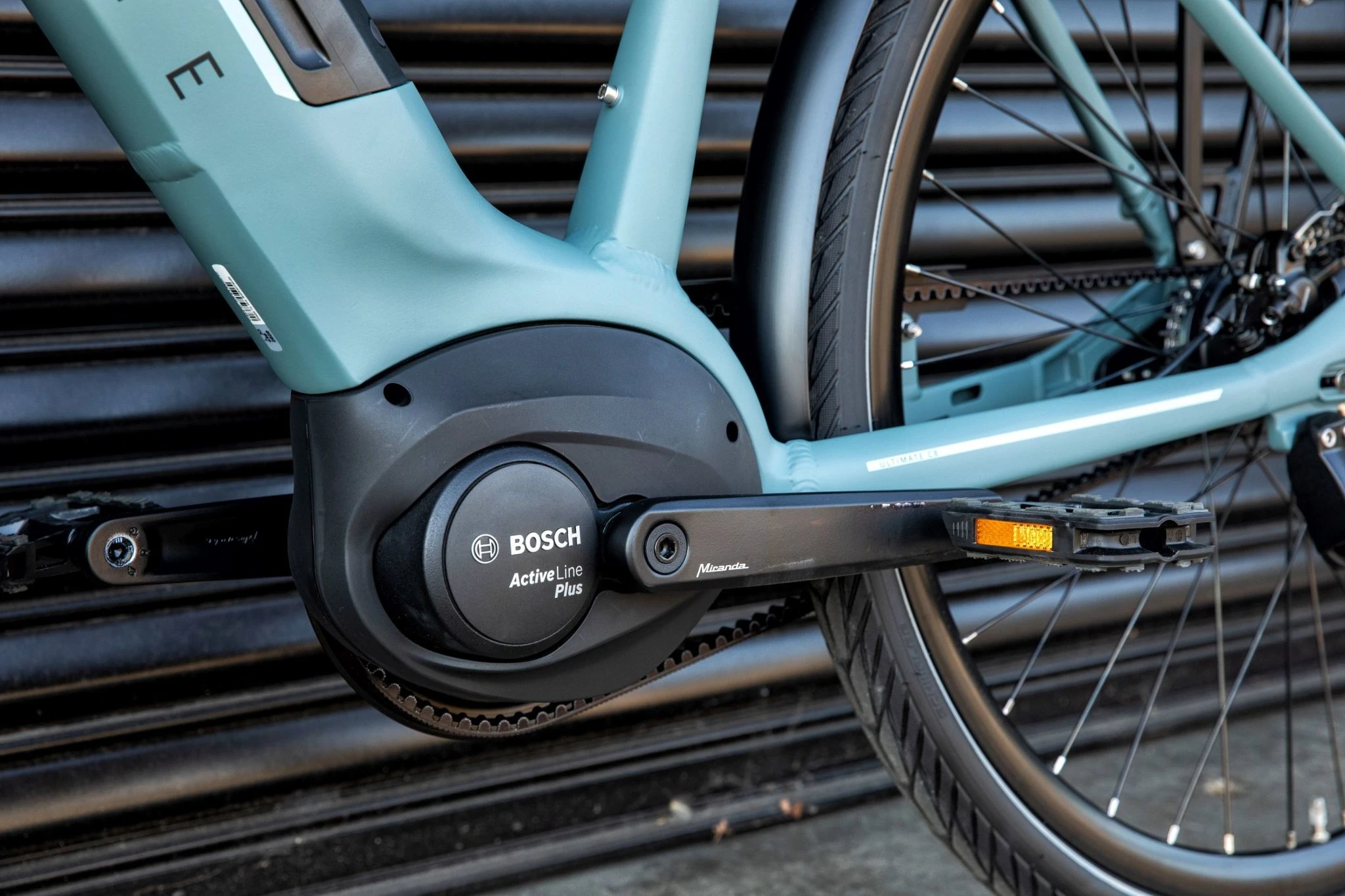 GAZELLE Gazelle Ultimate C8 HMB Low Step Vélo électrique – Image 7